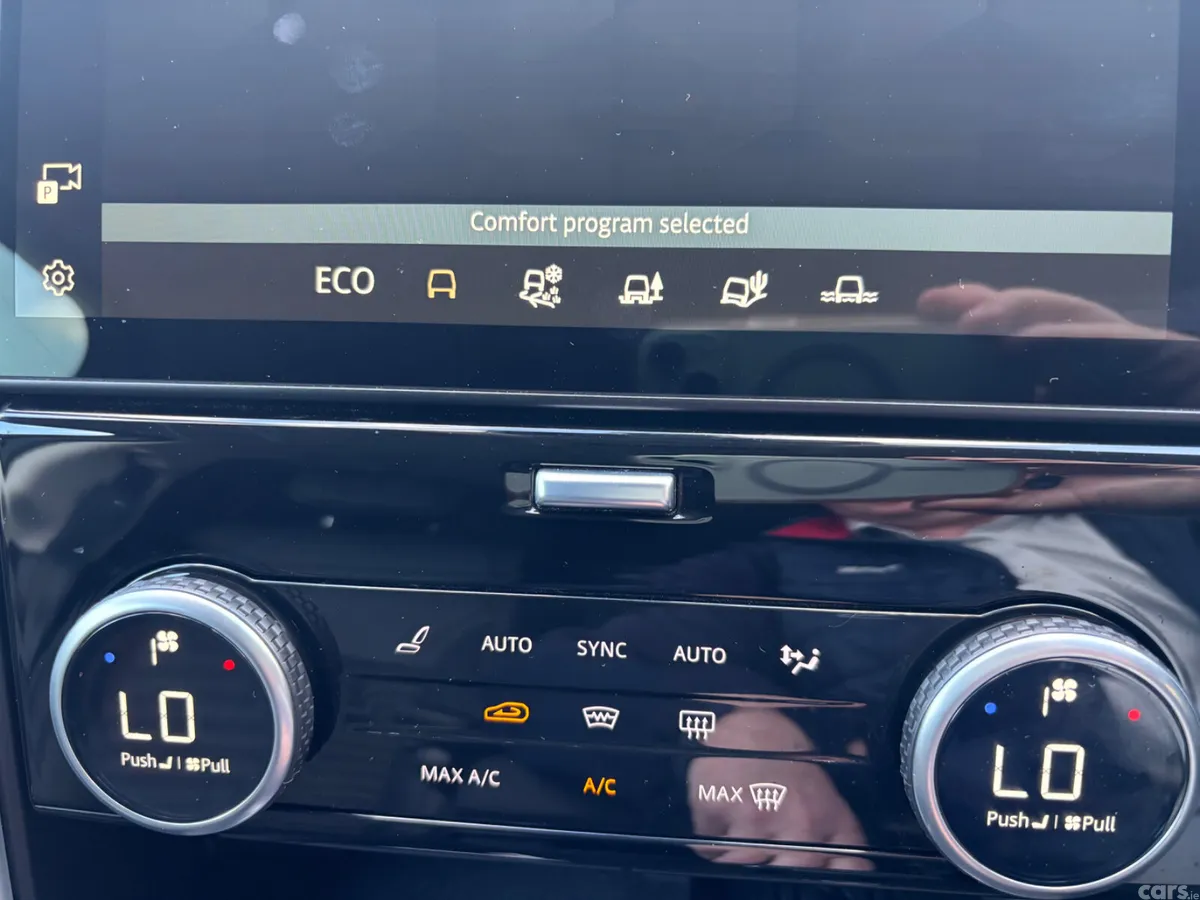 Land Rover Discovery Van, Diesel, 2023, Black