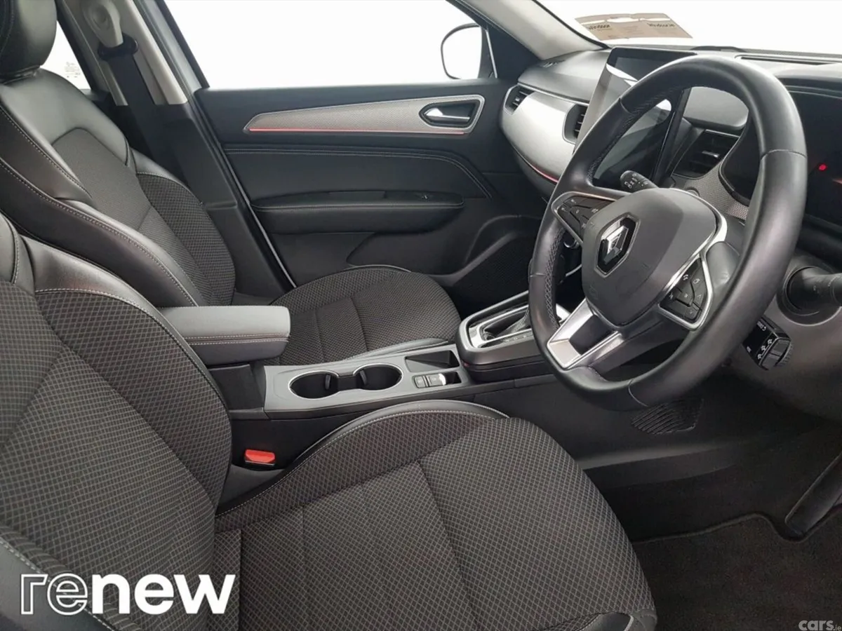 Renault Arkana Hatchback, Petrol, 2023, White