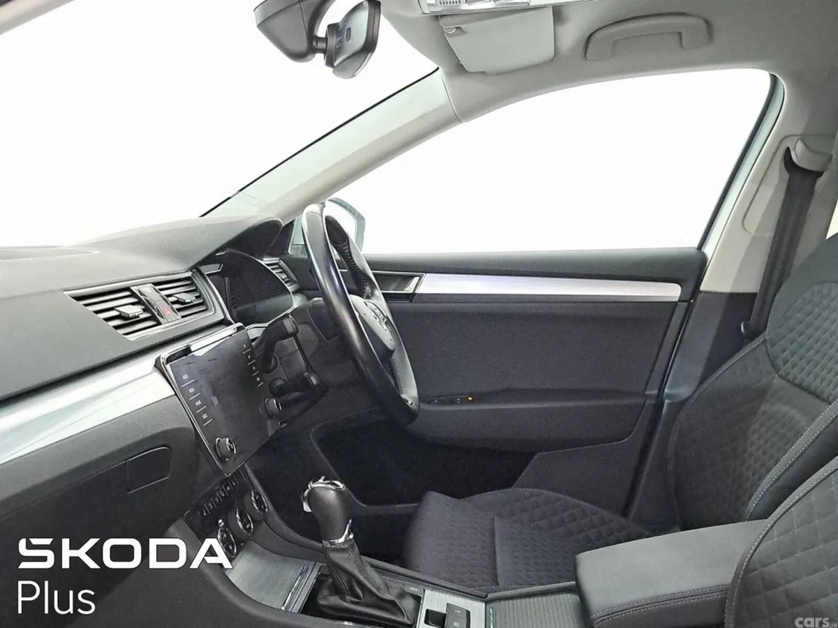 Skoda Superb Saloon, Diesel, 2024, Grey