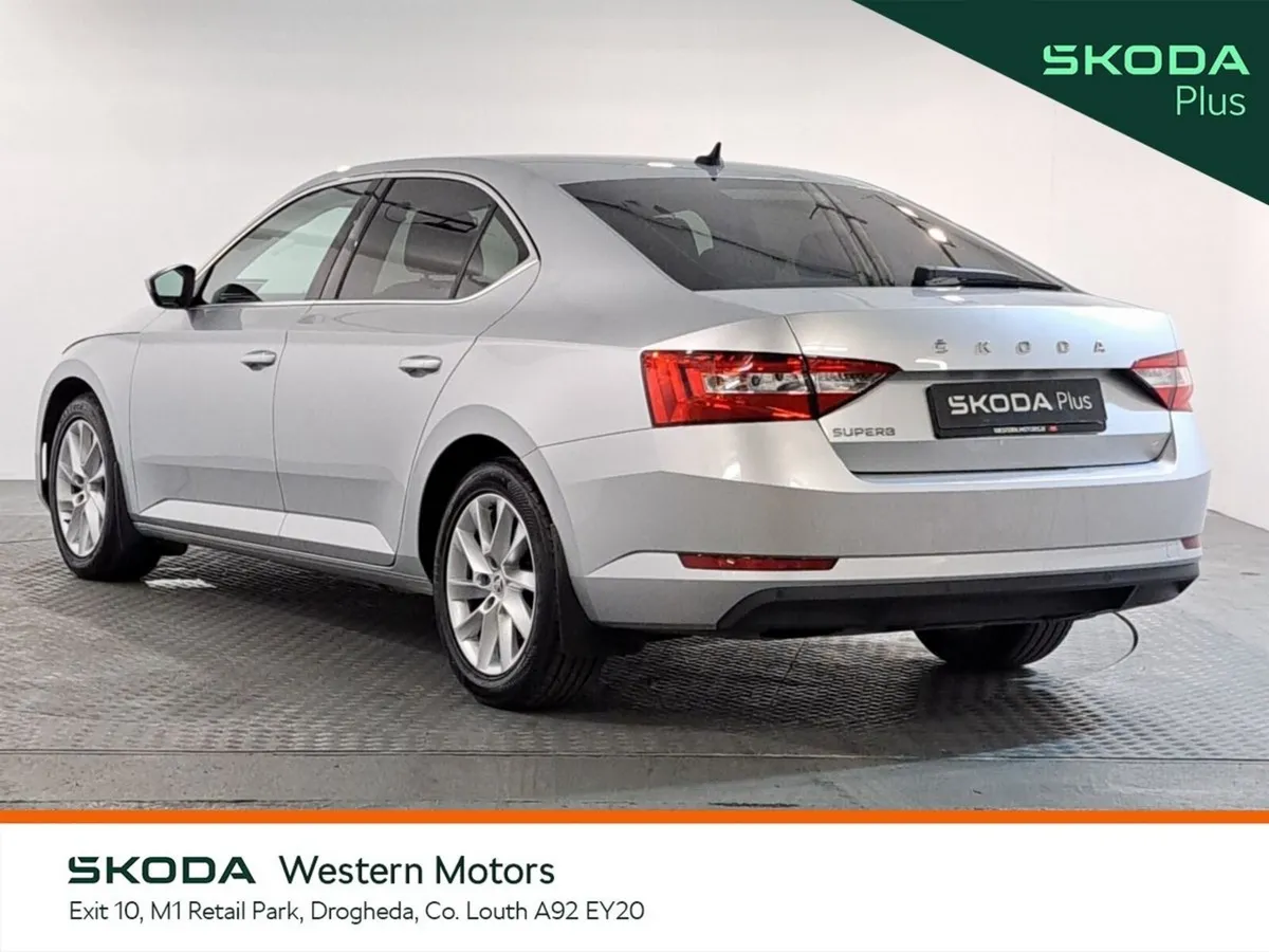Skoda Superb Saloon, Diesel, 2024, Grey