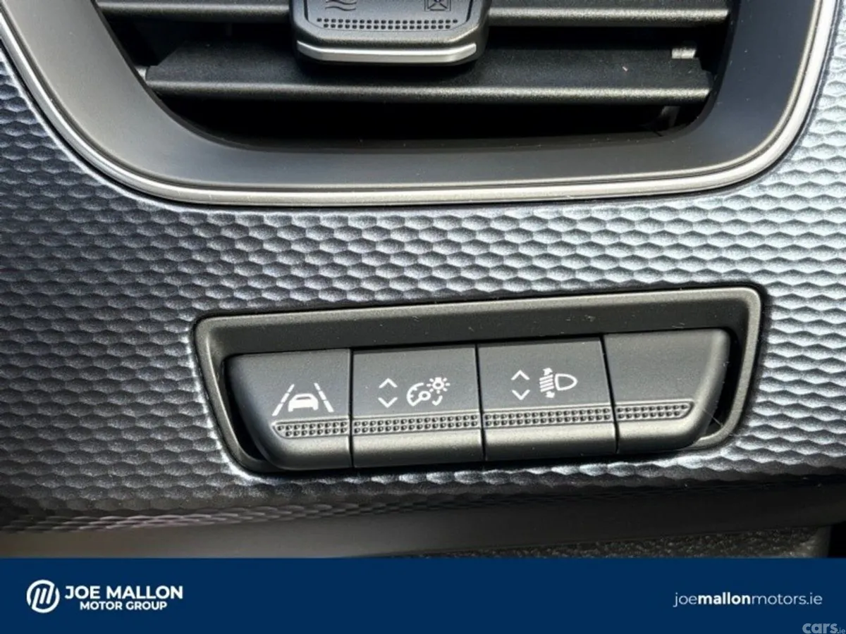Renault Arkana Hatchback, Petrol, 2023, Grey