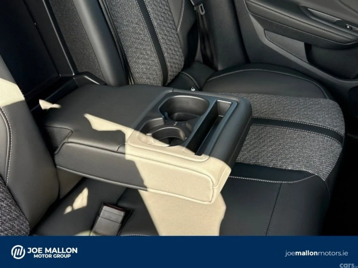 Peugeot 408 Hatchback, Petrol Hybrid, 2027, Green