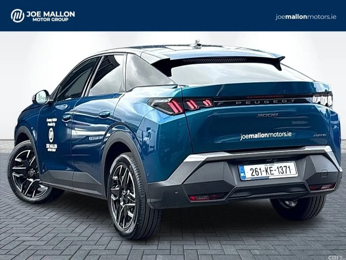 Peugeot 3008 MPV, Petrol, 2026, Blue