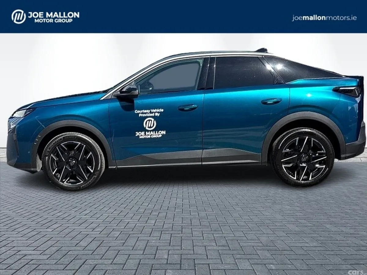 Peugeot 3008 MPV, Petrol, 2026, Blue