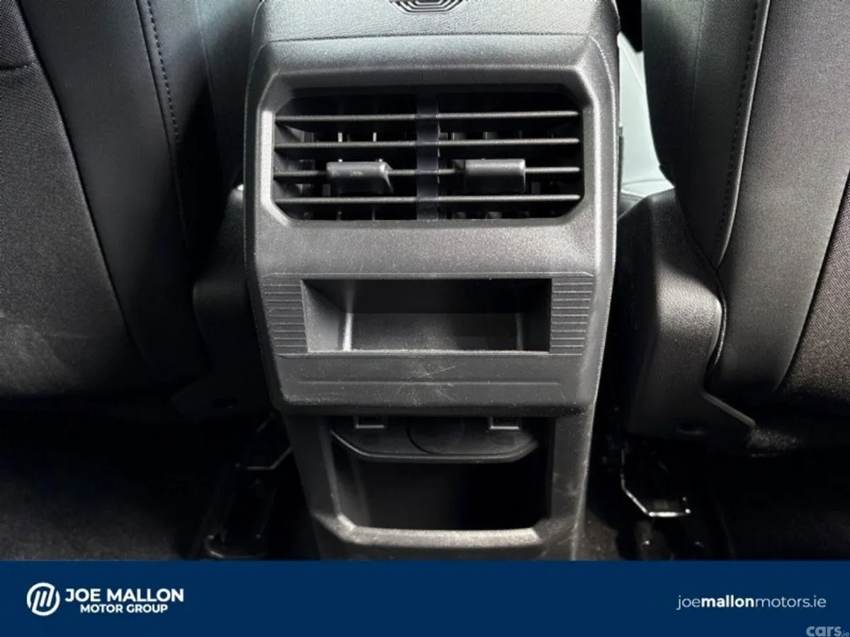 Peugeot 3008 MPV, Petrol, 2026, Blue
