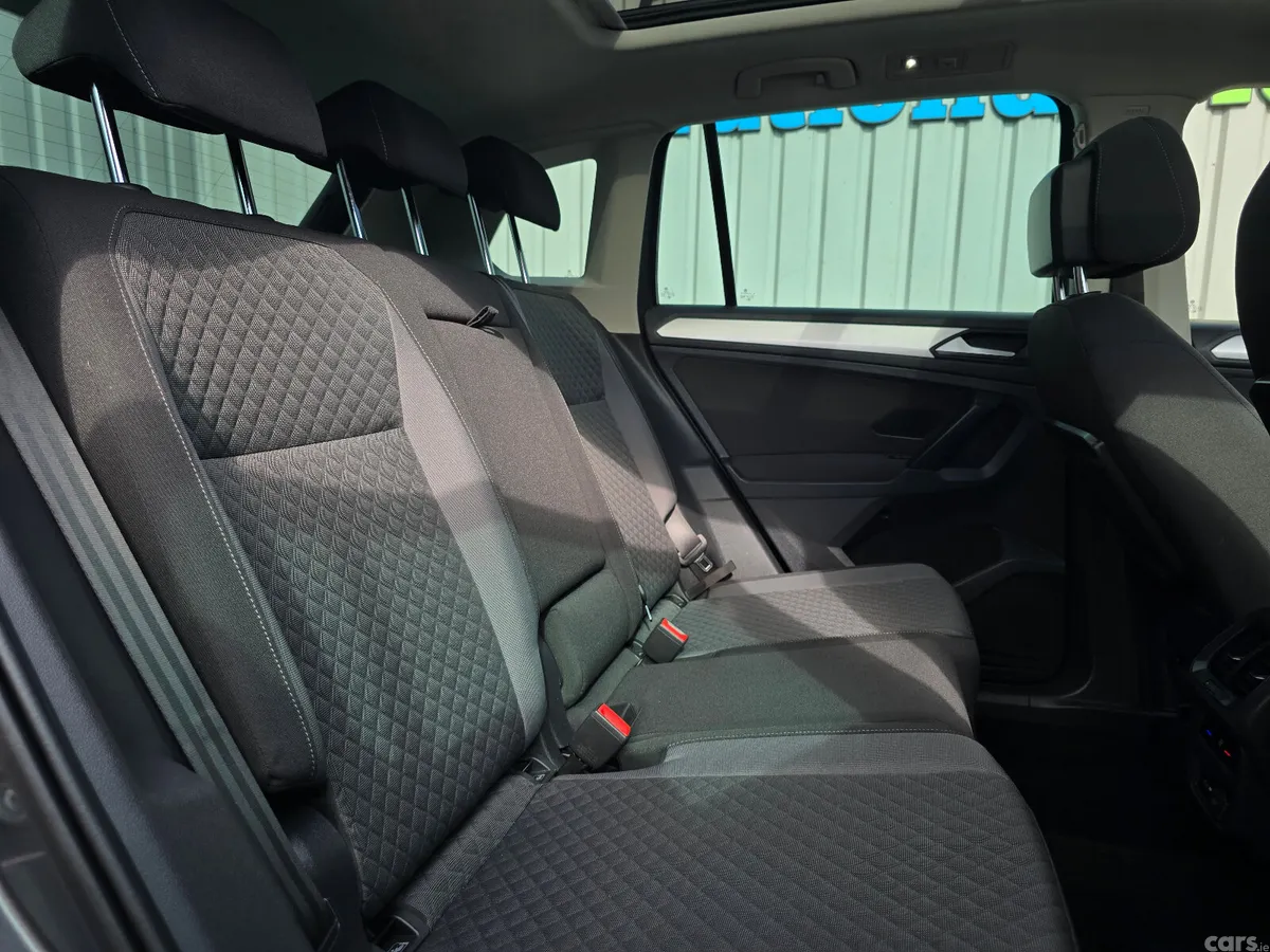 Volkswagen Tiguan SUV, Diesel, 2019, Grey