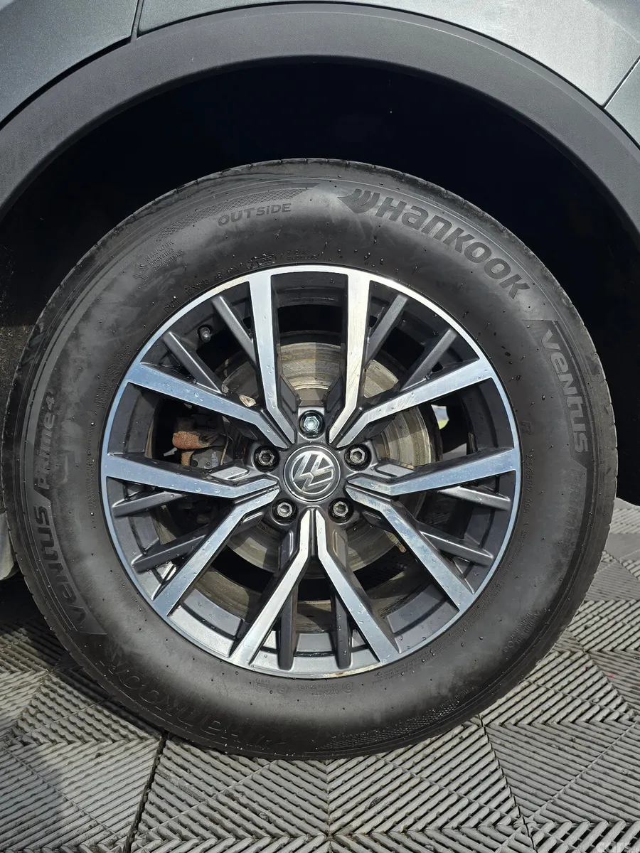 Volkswagen Tiguan SUV, Diesel, 2019, Grey