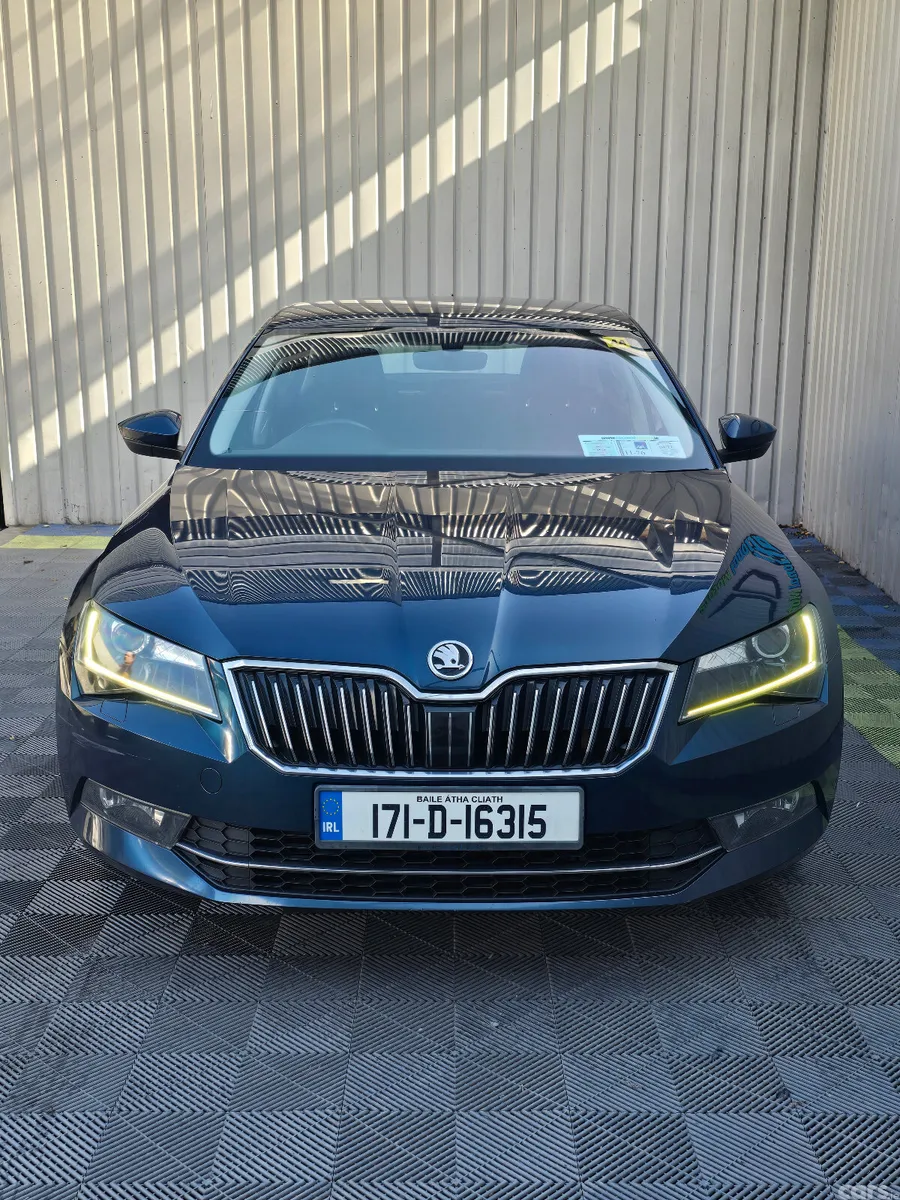 Skoda Superb Saloon, Diesel, 2017, Blue