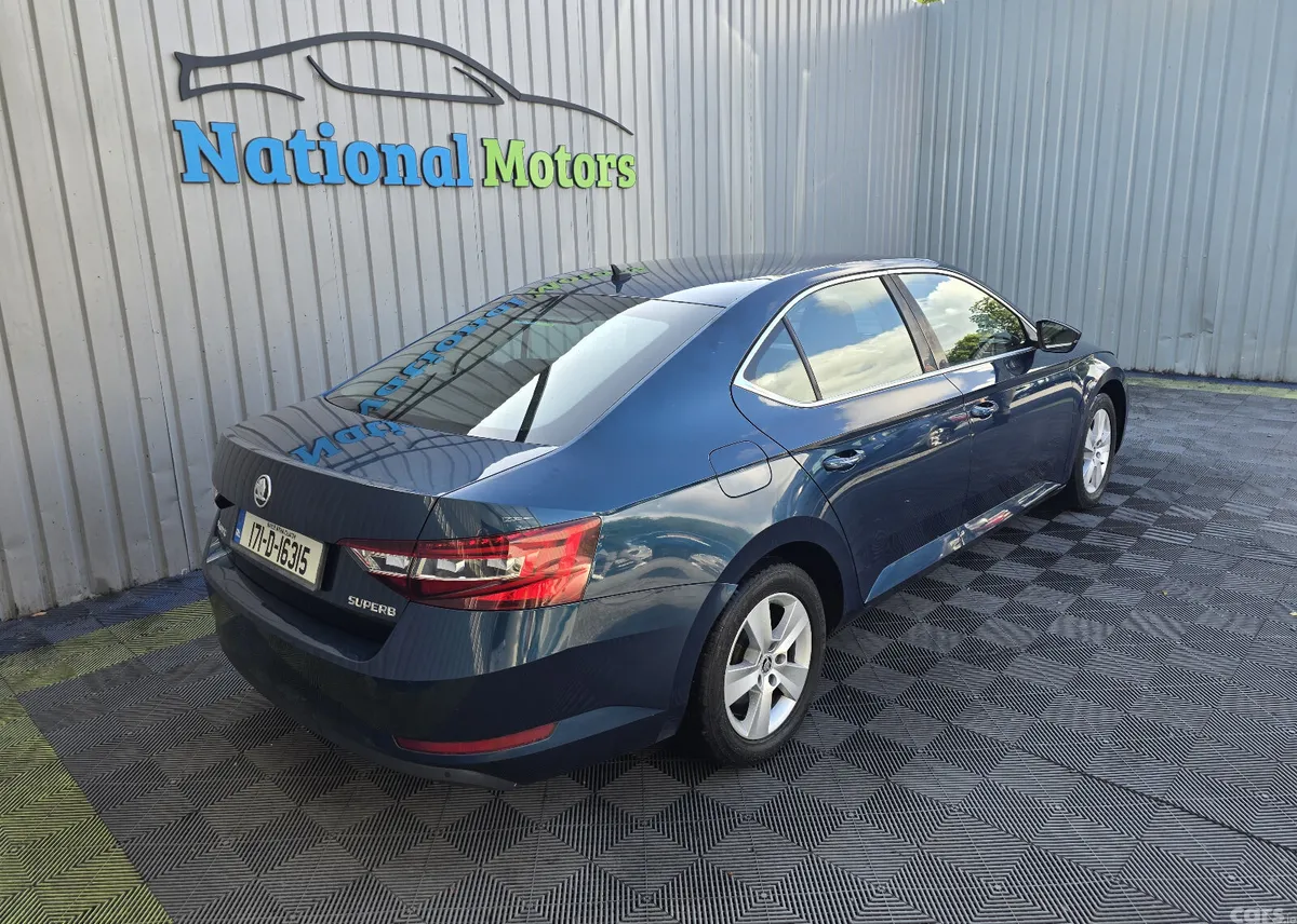 Skoda Superb Saloon, Diesel, 2017, Blue