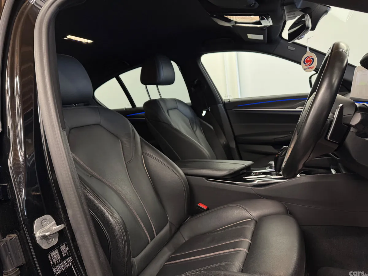 BMW 5-Series Saloon, Diesel Hybrid, 2021, Black