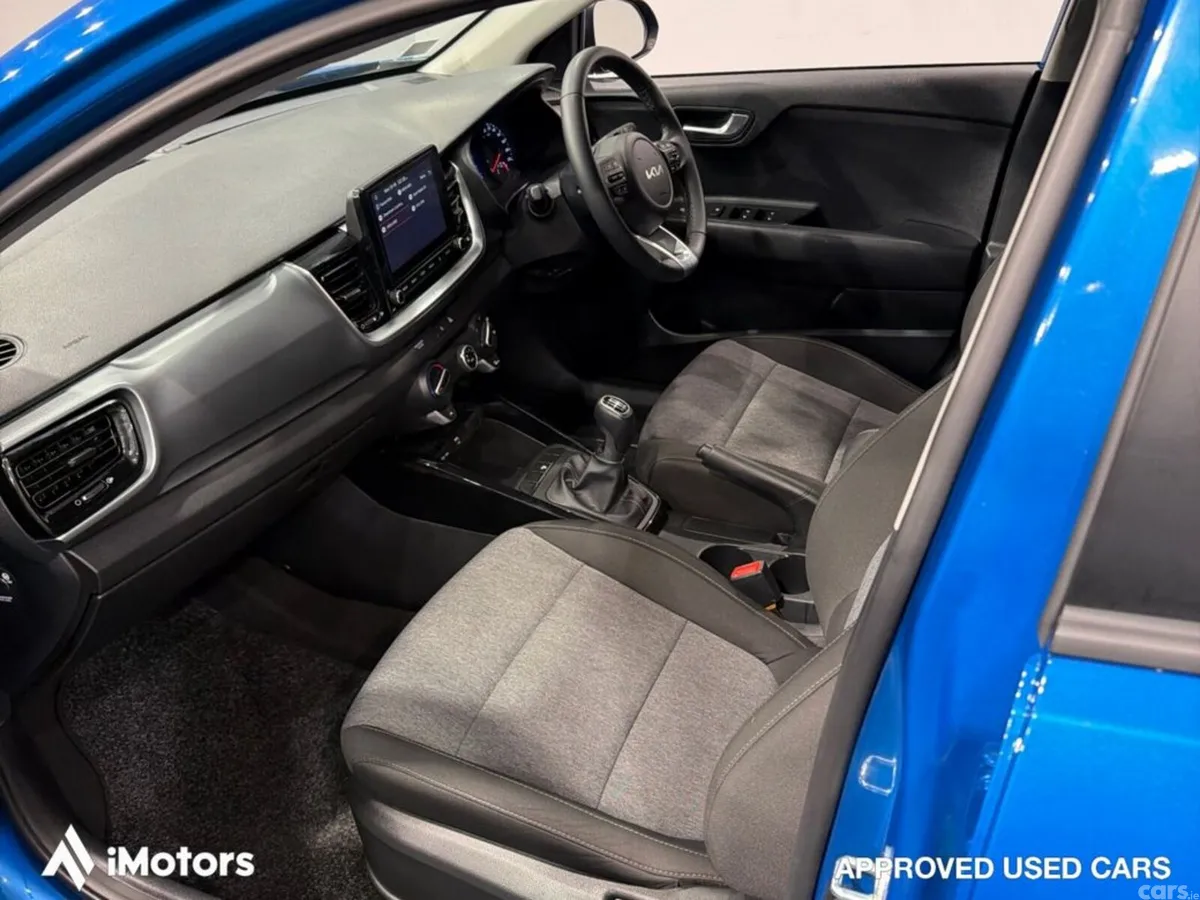 Kia Stonic SUV, Petrol, 2023, Blue