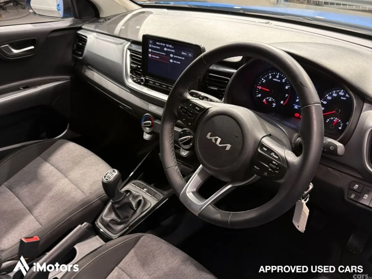 Kia Stonic SUV, Petrol, 2023, Blue