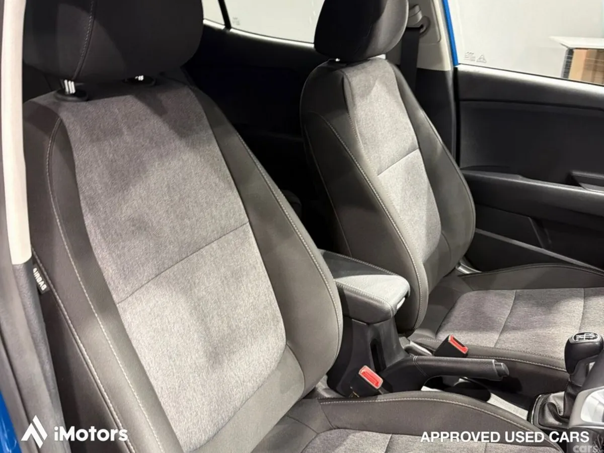 Kia Stonic SUV, Petrol, 2023, Blue