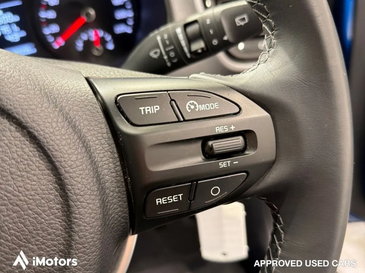 Kia Stonic SUV, Petrol, 2023, Blue