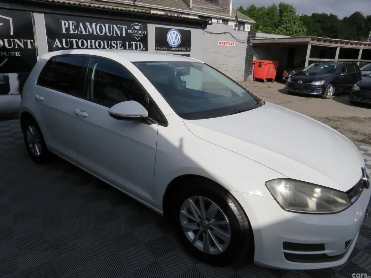 Volkswagen Golf Hatchback, Petrol, 2014, White