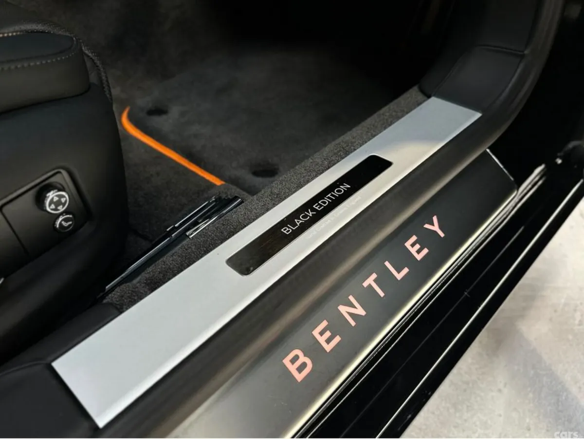 Bentley Flying Spur Saloon, Petrol Plug-in Hybrid, 2026, Black