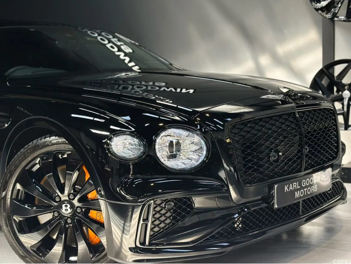 Bentley Flying Spur Saloon, Petrol Plug-in Hybrid, 2026, Black