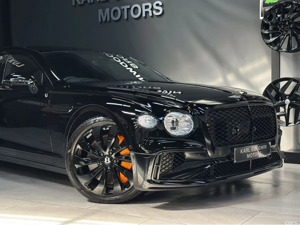 Bentley Flying Spur Saloon, Petrol Plug-in Hybrid, 2026, Black