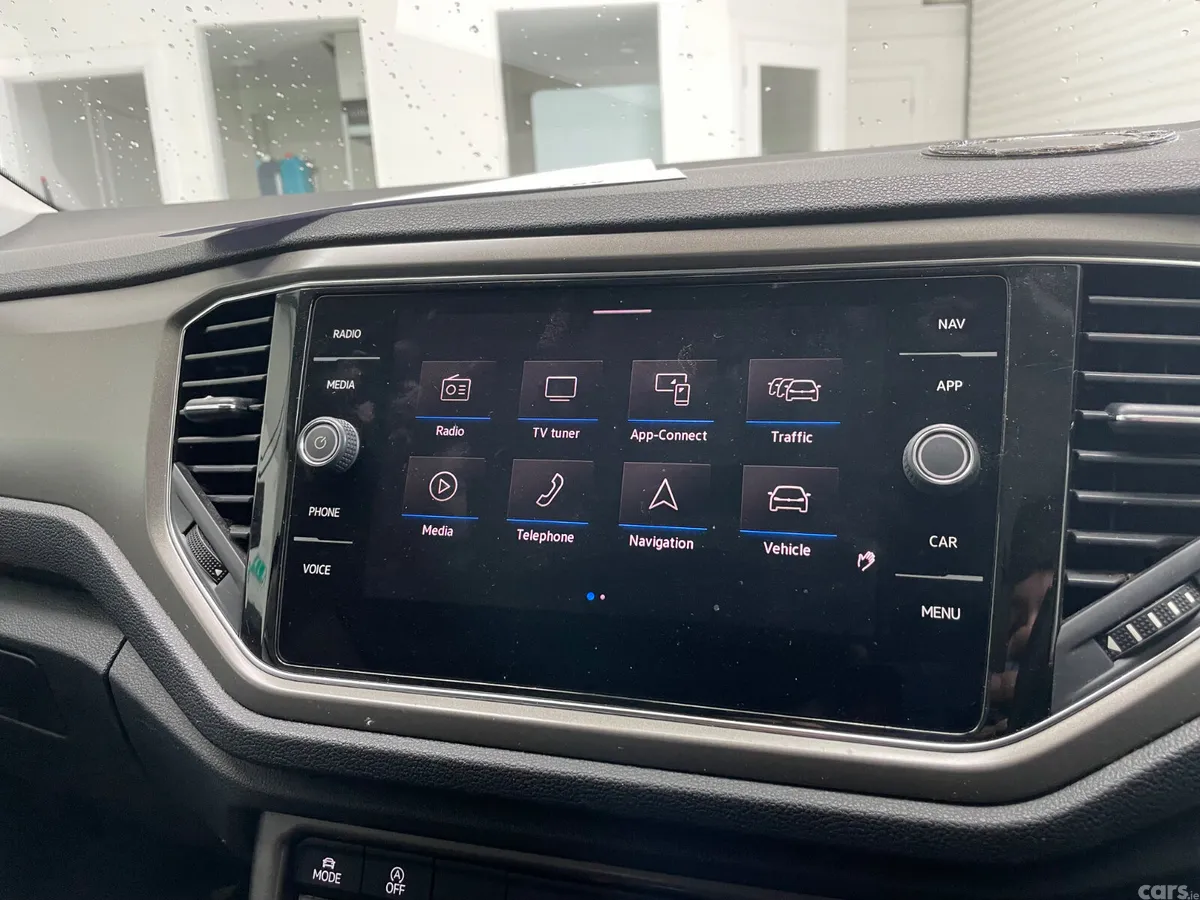 Volkswagen T-Roc Hatchback, Diesel, 2021, Blue
