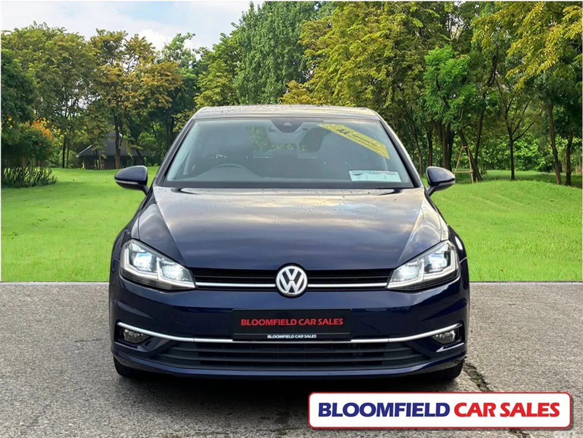 Volkswagen Golf Hatchback, Petrol, 2017, Blue