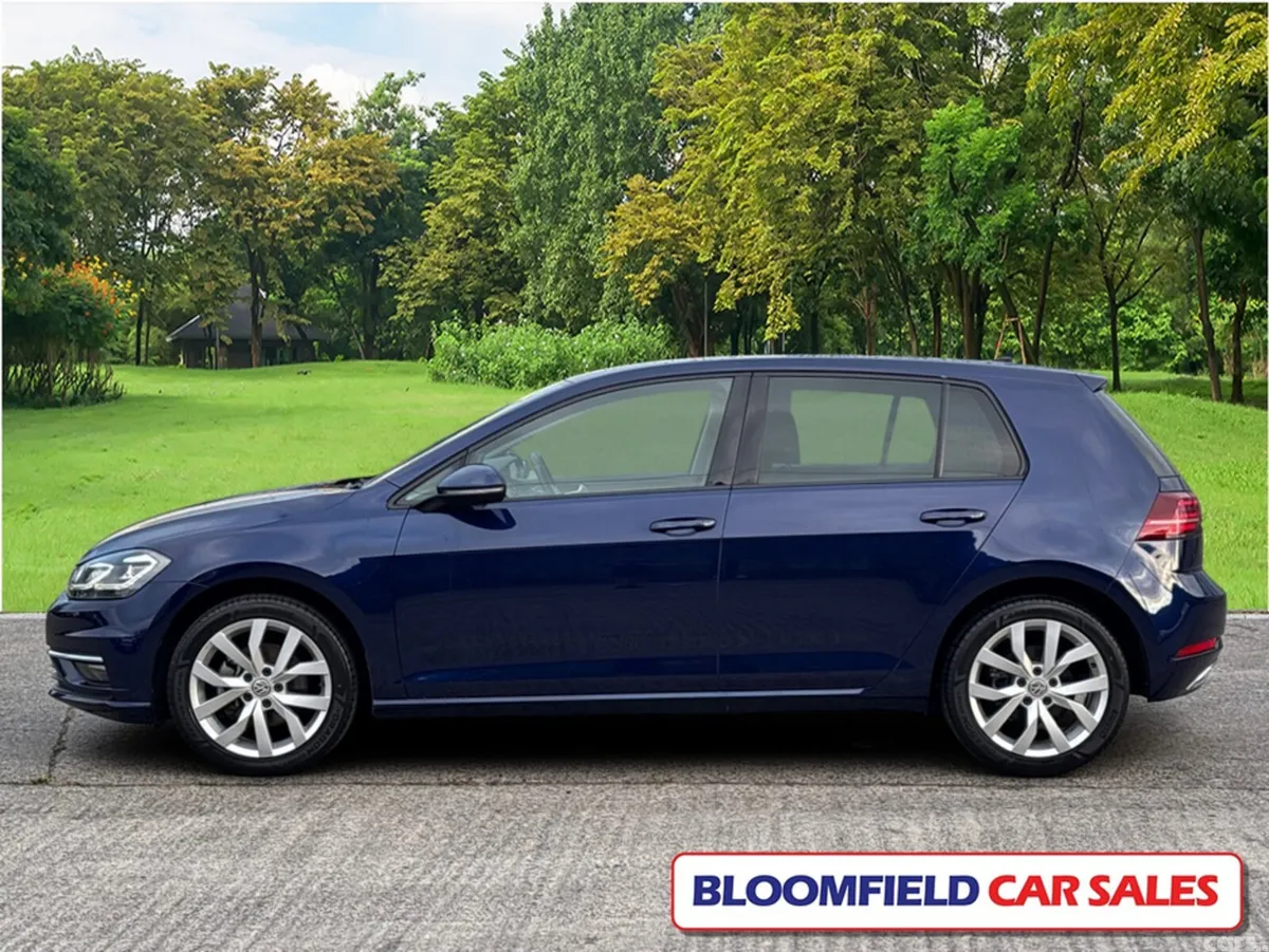 Volkswagen Golf Hatchback, Petrol, 2017, Blue