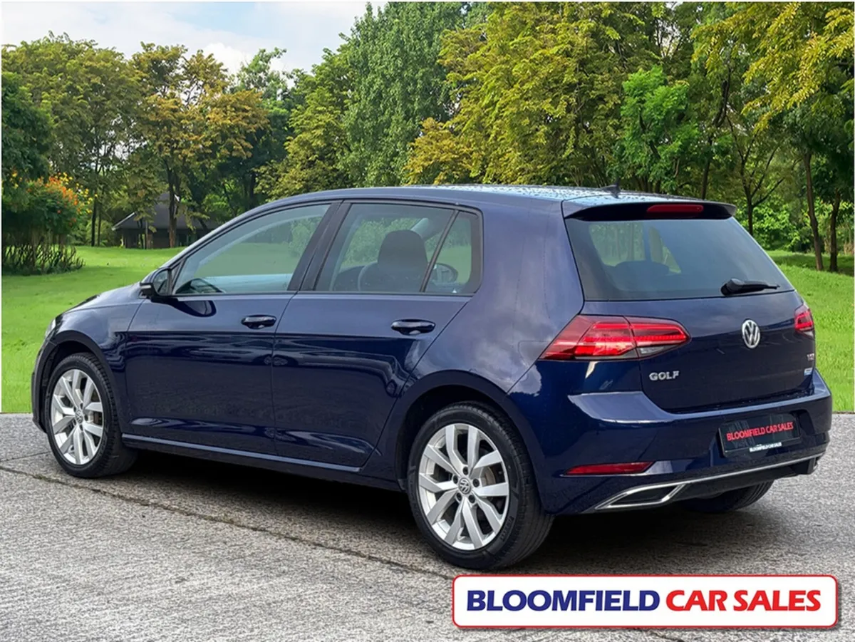 Volkswagen Golf Hatchback, Petrol, 2017, Blue