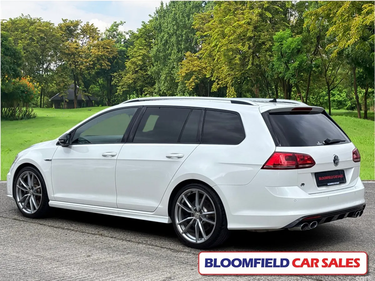 Volkswagen Golf Estate, Petrol, 2017, White