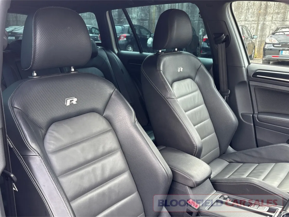 Volkswagen Golf Estate, Petrol, 2017, White