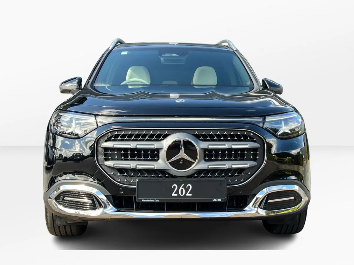Mercedes-Benz GLB SUV, Petrol Hybrid, 2026, Black