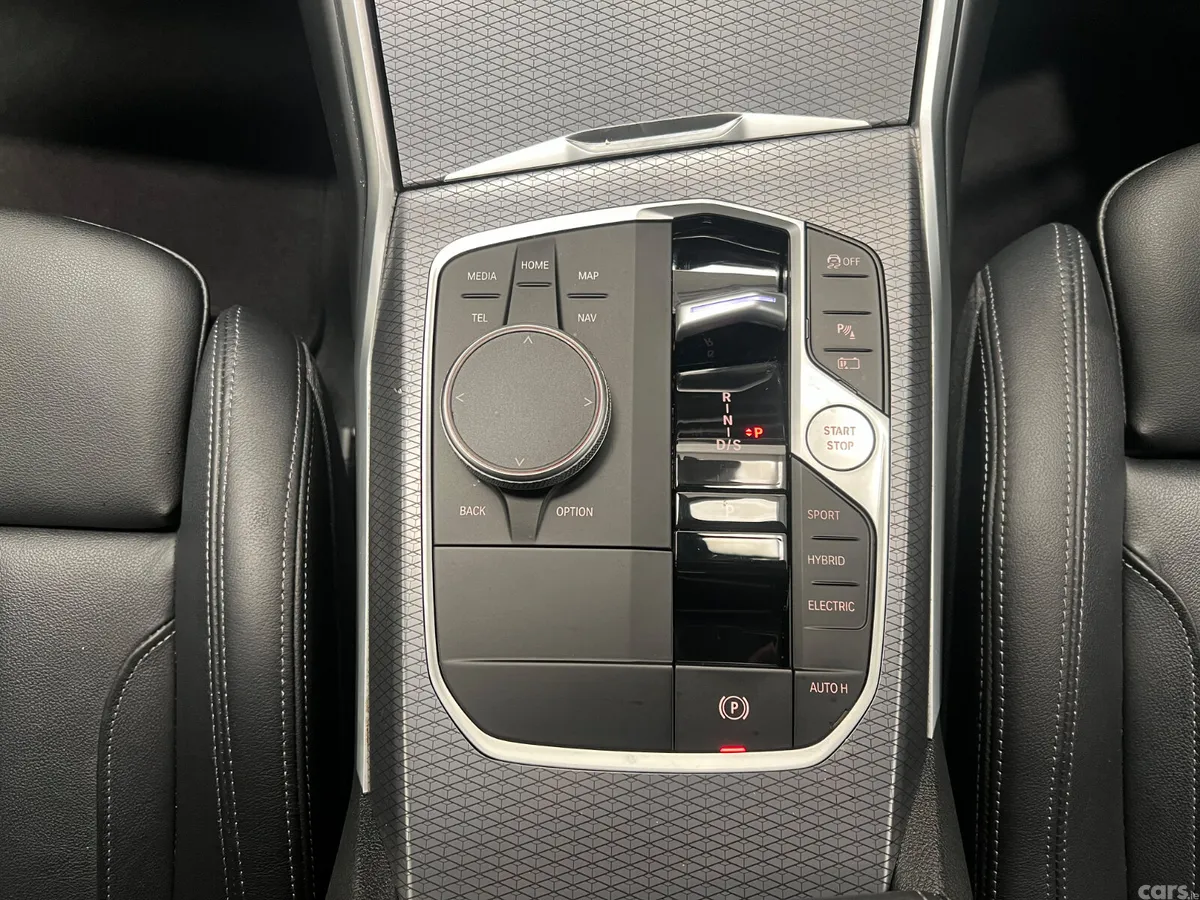 BMW 3-Series Saloon, Petrol Plug-in Hybrid, 2024, Grey
