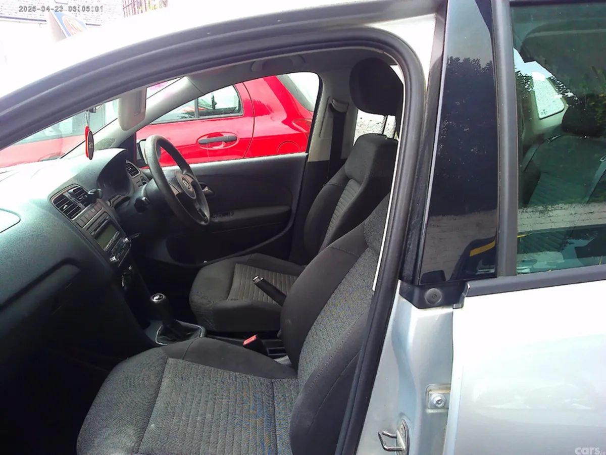 Volkswagen Polo Hatchback, Petrol, 2010, Silver