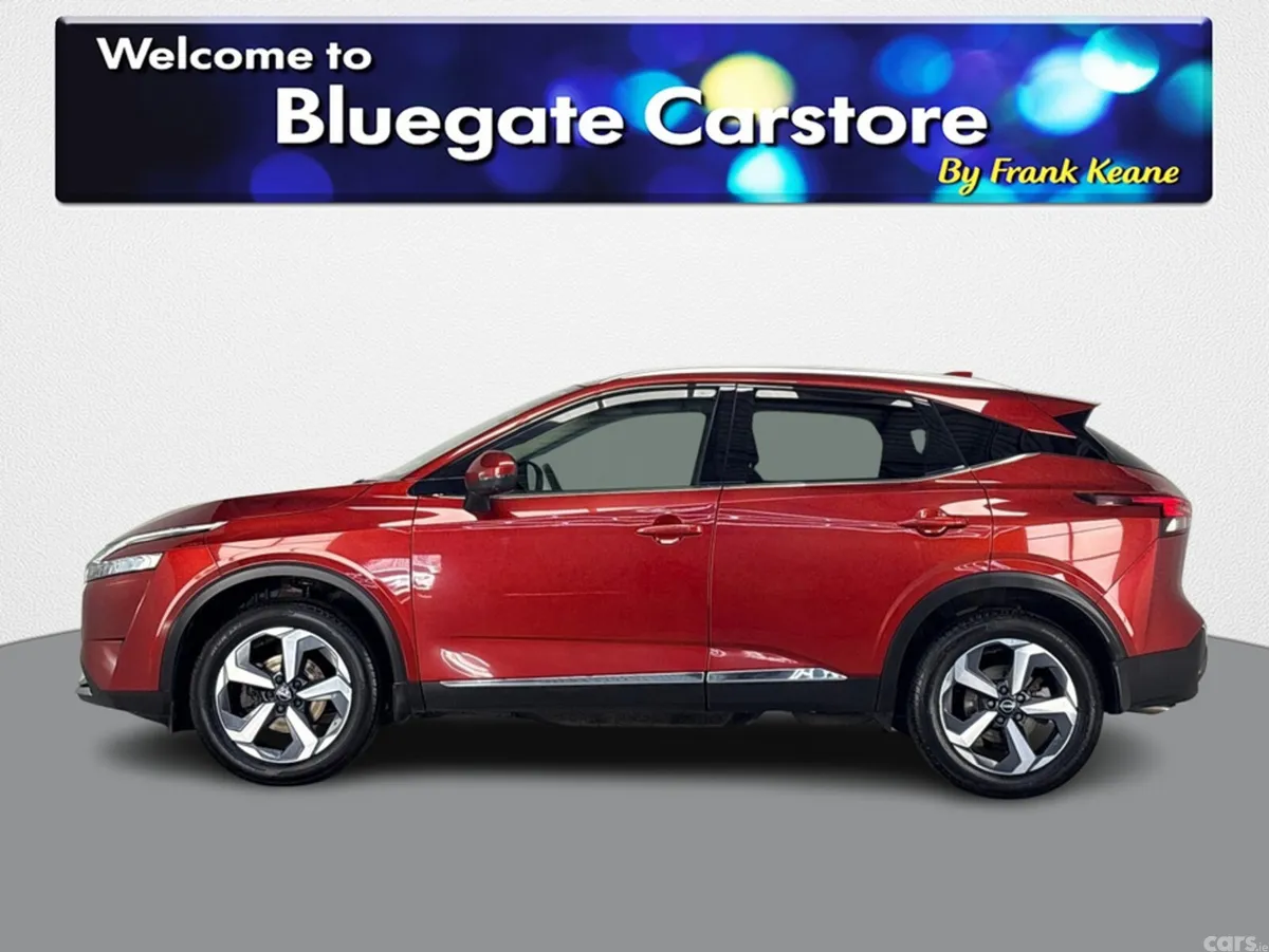 Nissan Qashqai MPV, Petrol Hybrid, 2023, Red