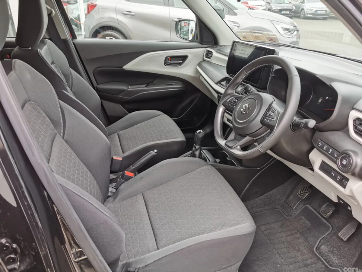 Suzuki Swift Hatchback, Petrol Hybrid, 2026, Black