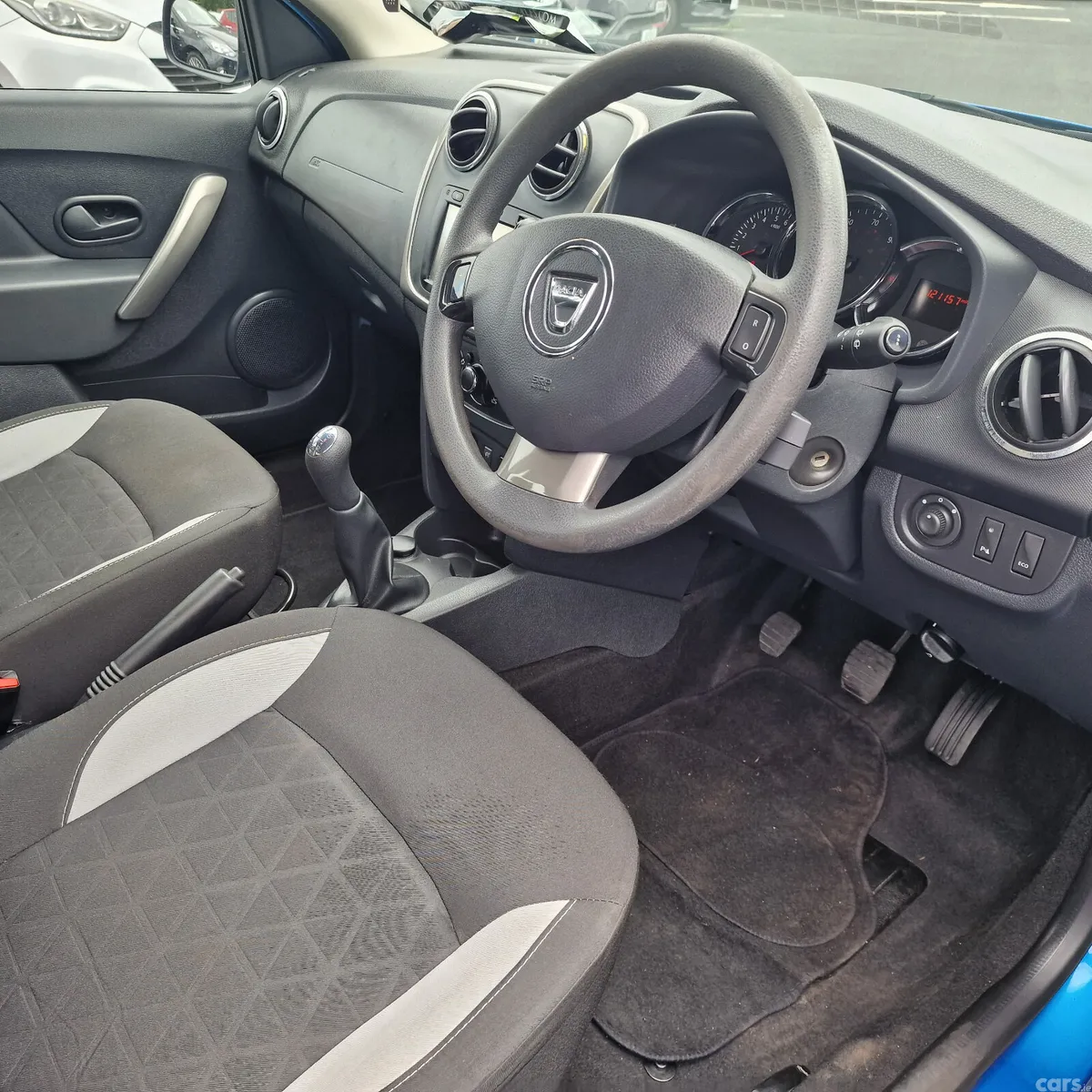 Dacia Sandero Stepway Hatchback, Petrol, 2016, Blue
