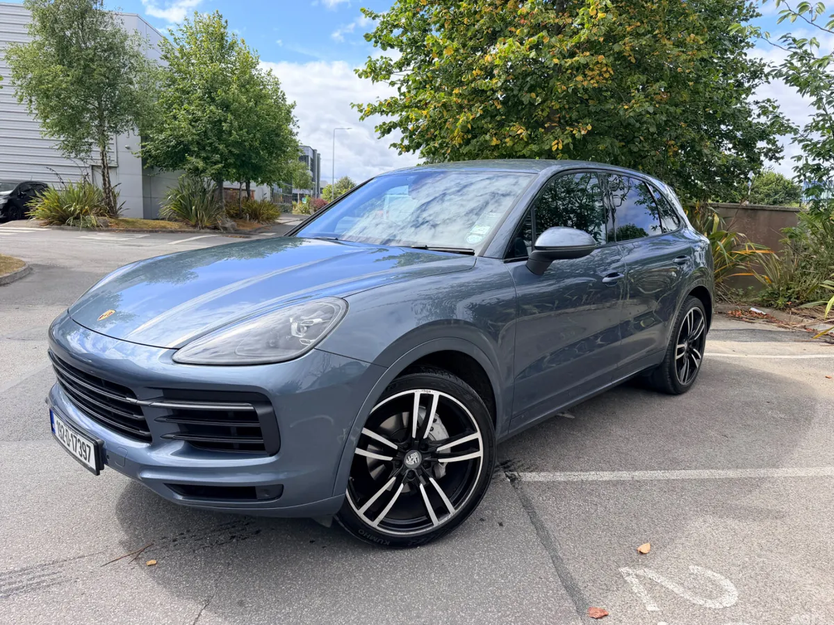 Porsche Cayenne SUV, Petrol, 2019, Blue