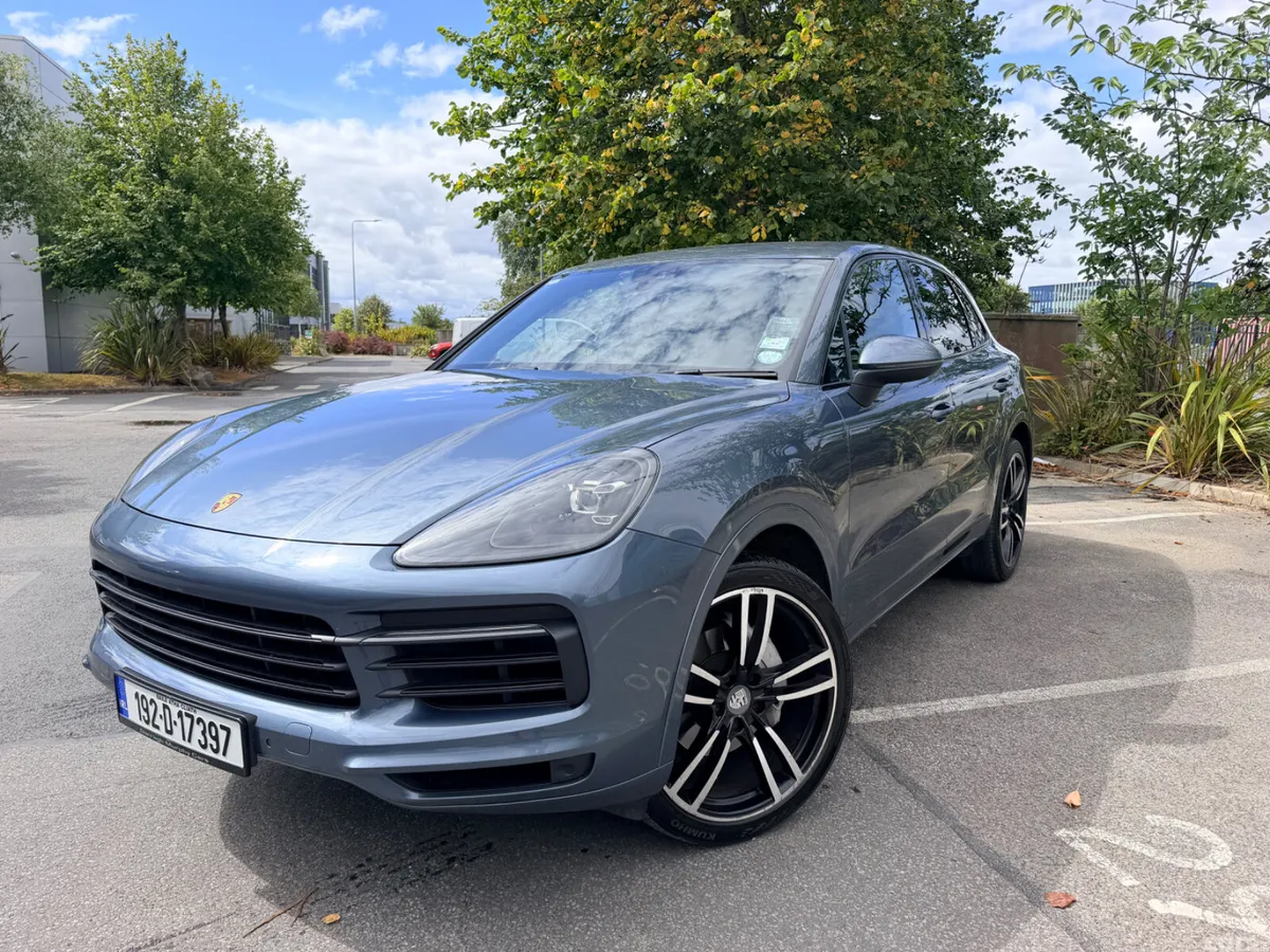 Porsche Cayenne SUV, Petrol, 2019, Blue