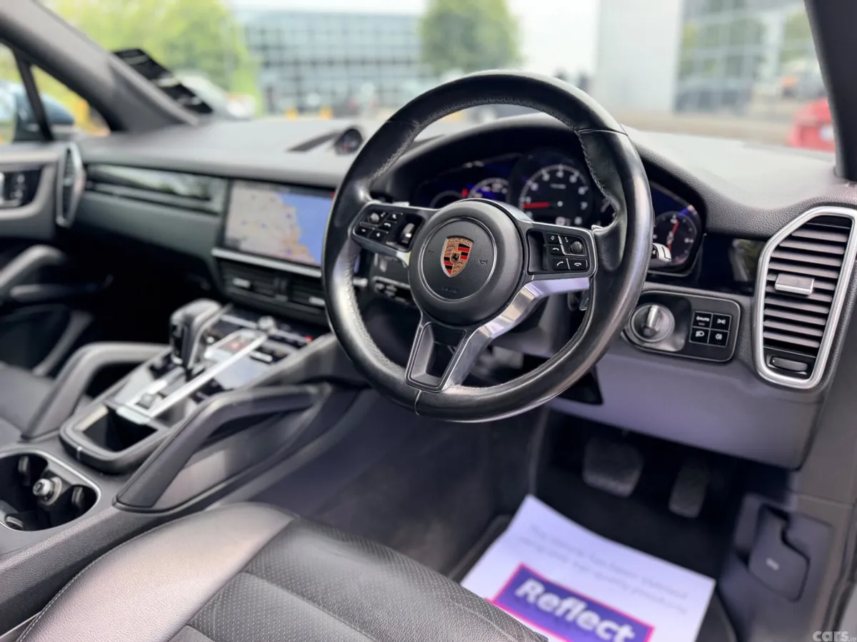 Porsche Cayenne SUV, Petrol, 2019, Blue