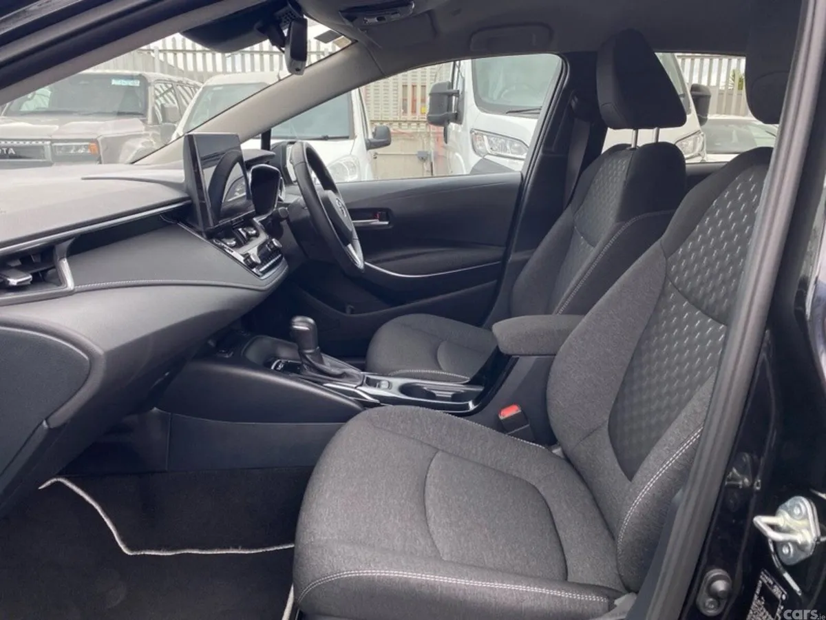 Toyota Corolla Saloon, Petrol Hybrid, 2024, Black