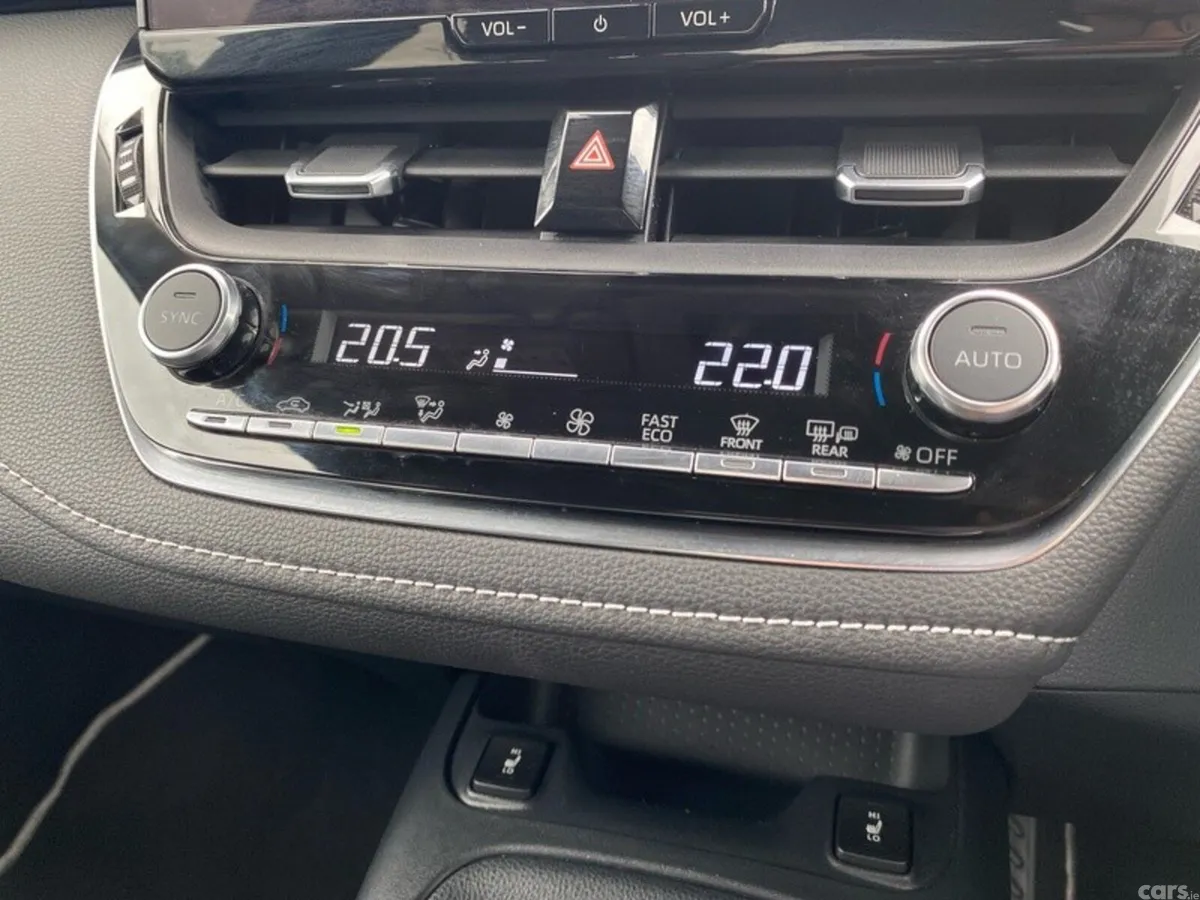 Toyota Corolla Saloon, Petrol Hybrid, 2024, Black