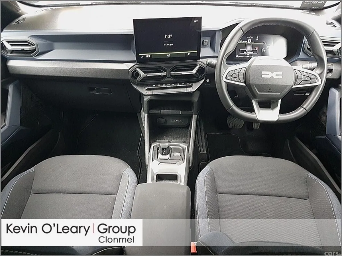 Dacia Duster SUV, Petrol Hybrid, 2025, Black