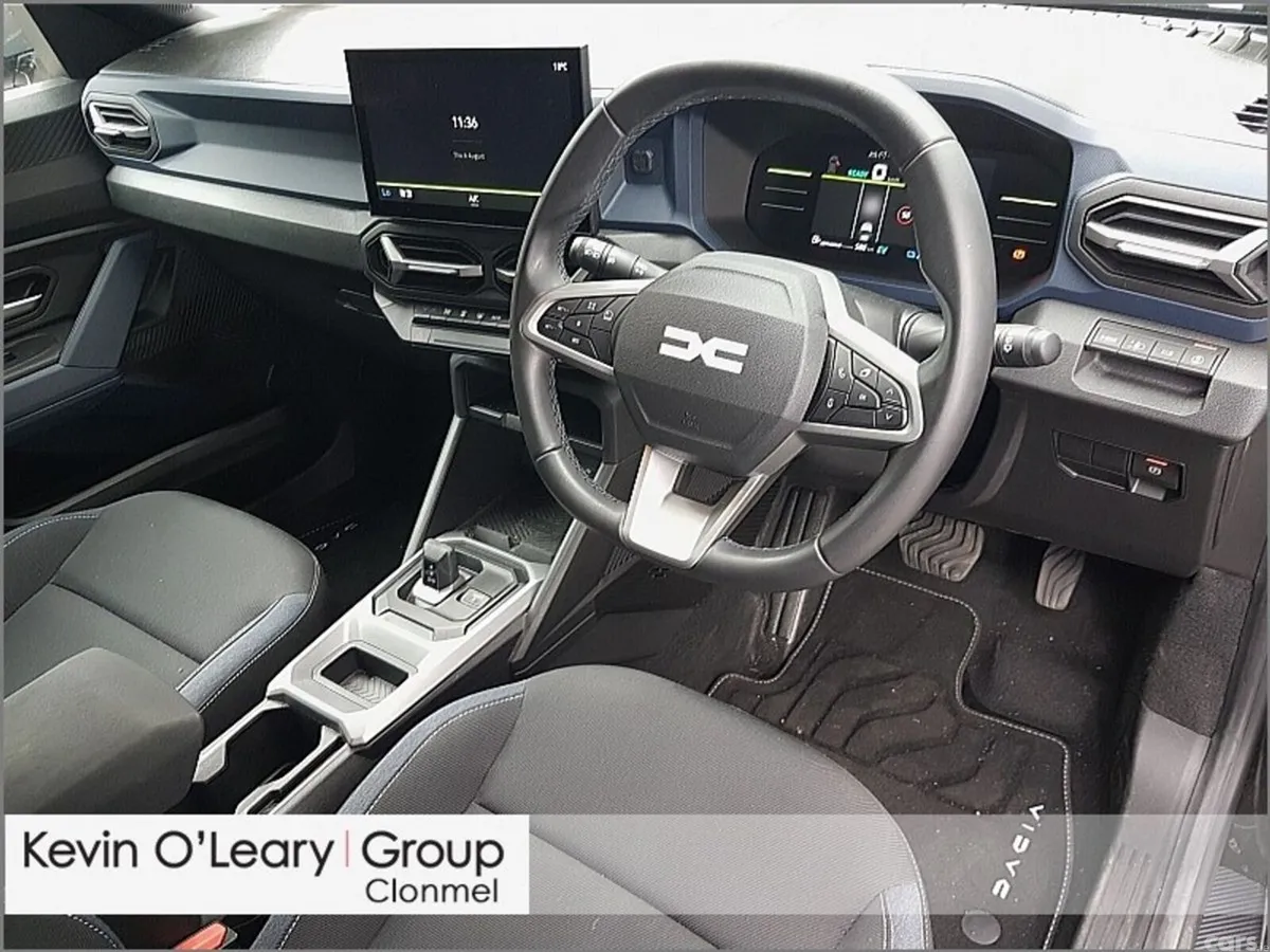 Dacia Duster SUV, Petrol Hybrid, 2025, Black