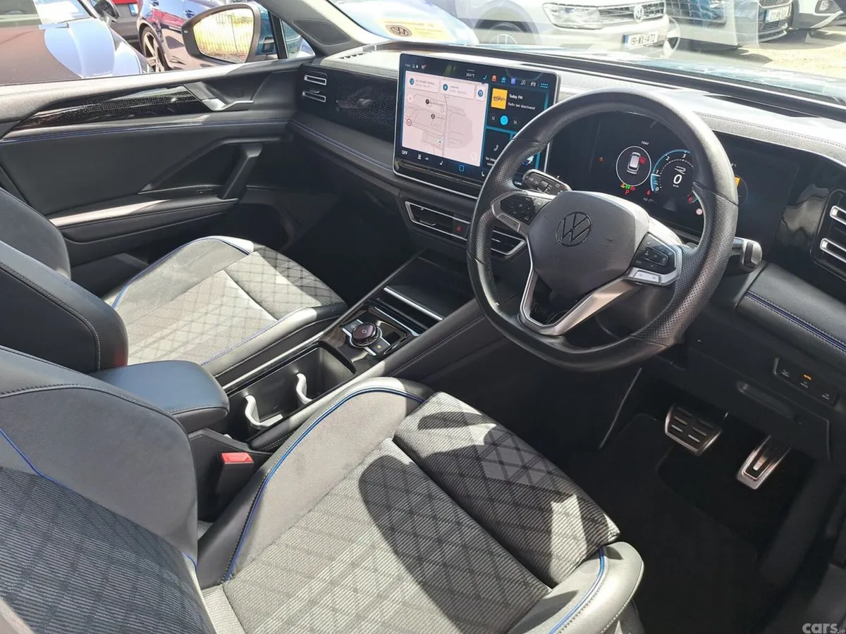Volkswagen Tiguan SUV, Diesel, 2024, Blue