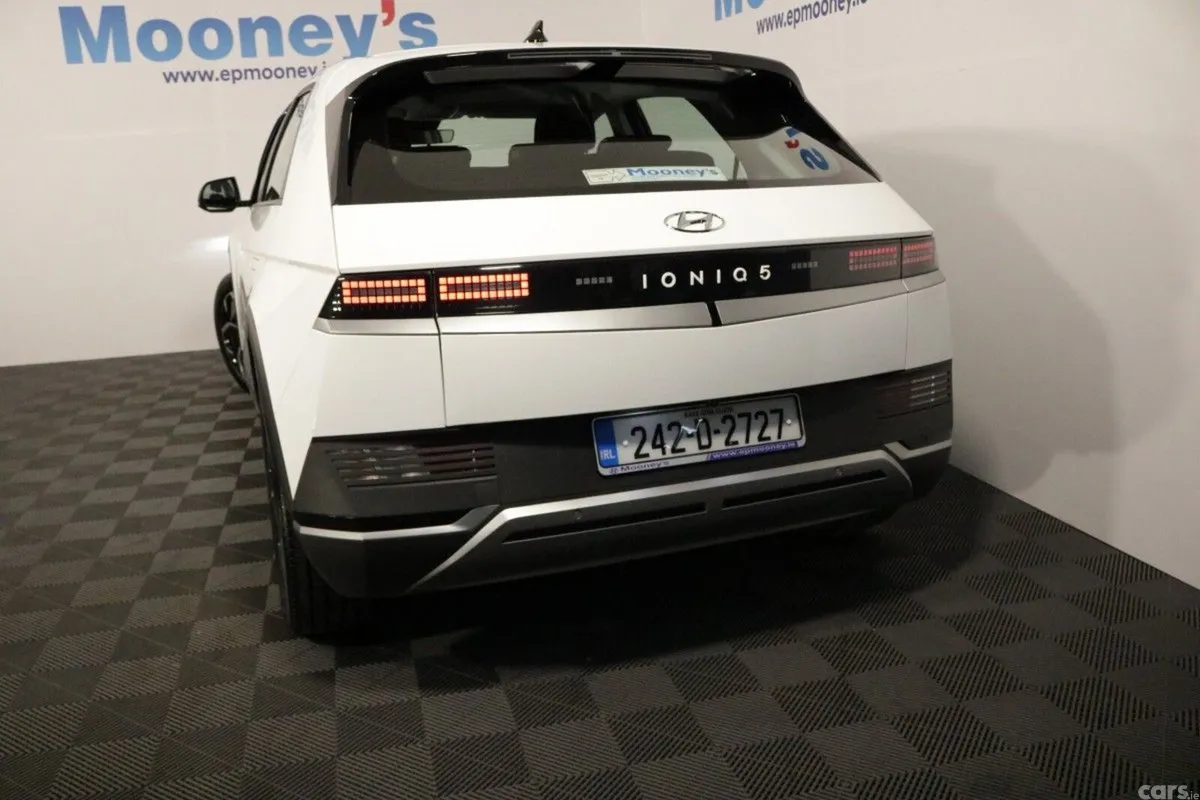 Hyundai IONIQ 5 MPV, Electric, 2024, White