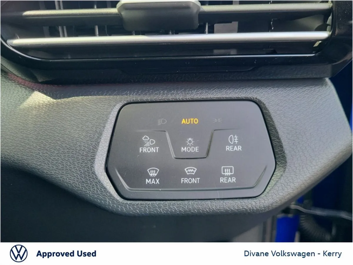 Volkswagen ID.4 SUV, Electric, 2025, Blue