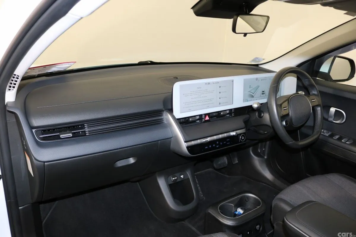 Hyundai IONIQ 5 MPV, Electric, 2024, White