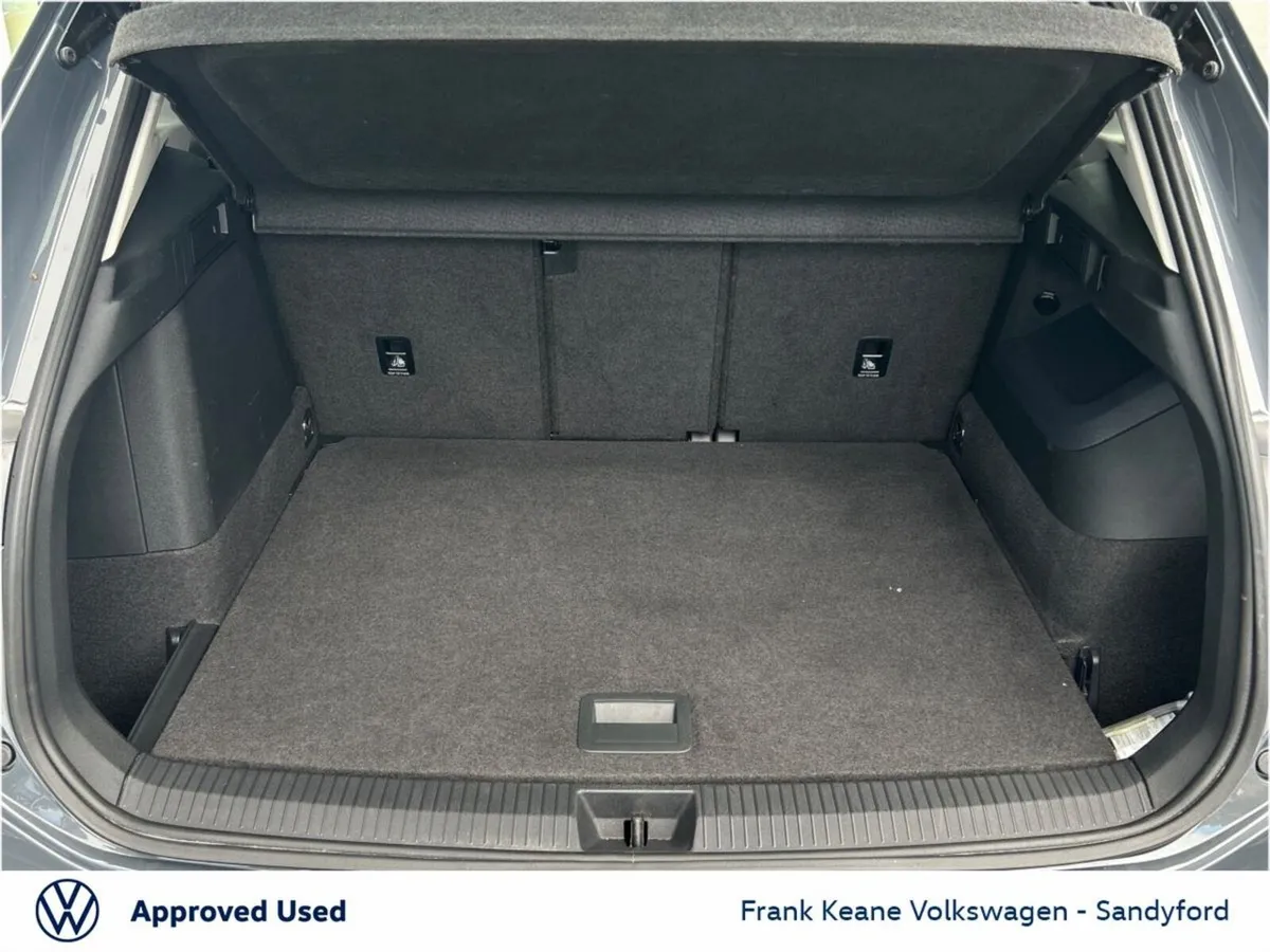 Volkswagen Tiguan SUV, Petrol Plug-in Hybrid, 2025, Grey