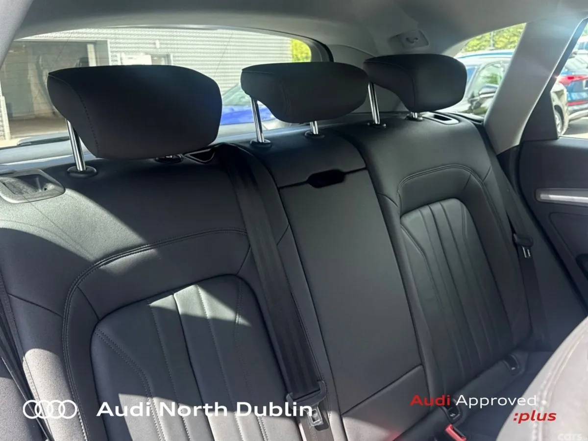 Audi Q5 SUV, Diesel, 2023, Blue