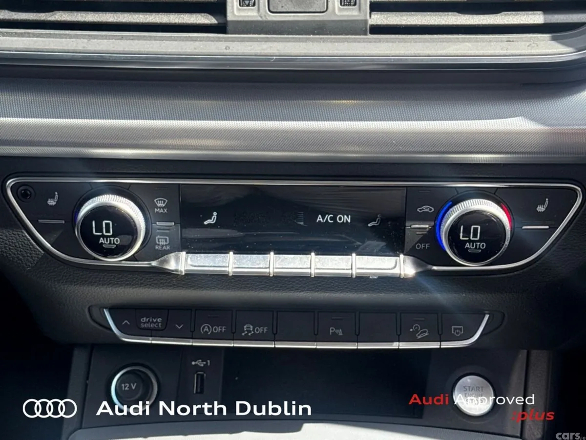 Audi Q5 SUV, Diesel, 2023, Blue
