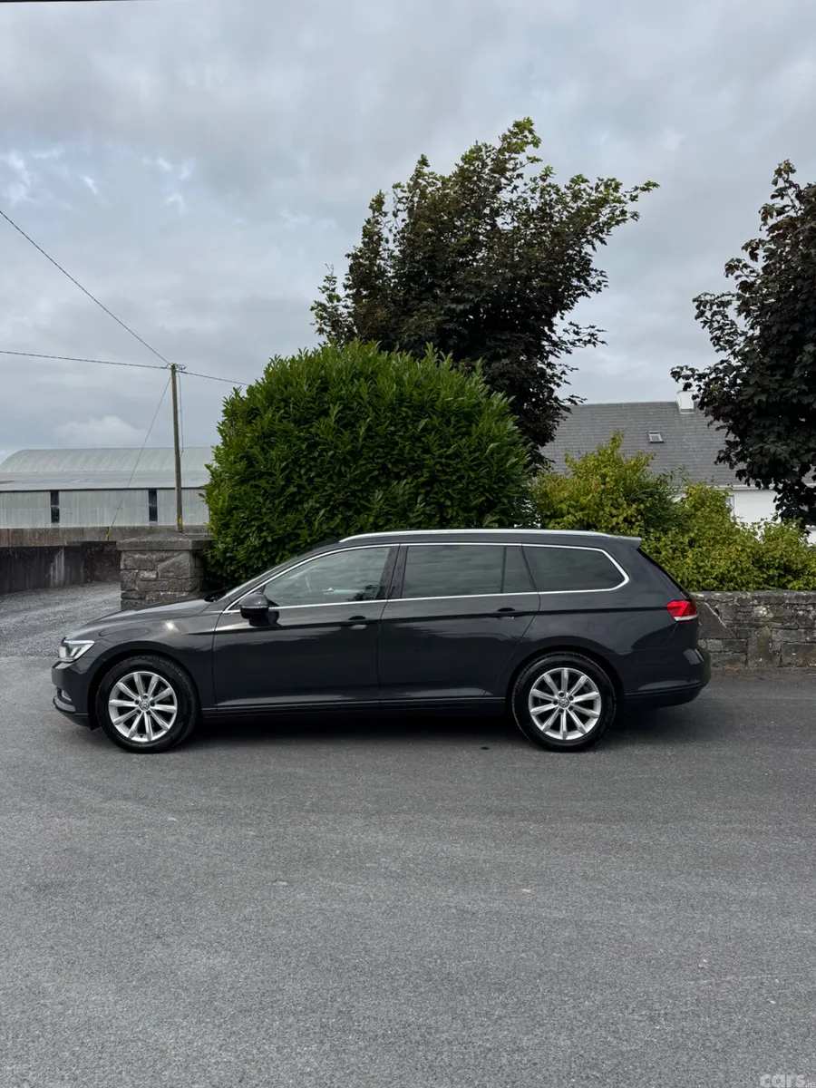Volkswagen Passat Estate, Diesel, 2017, Grey