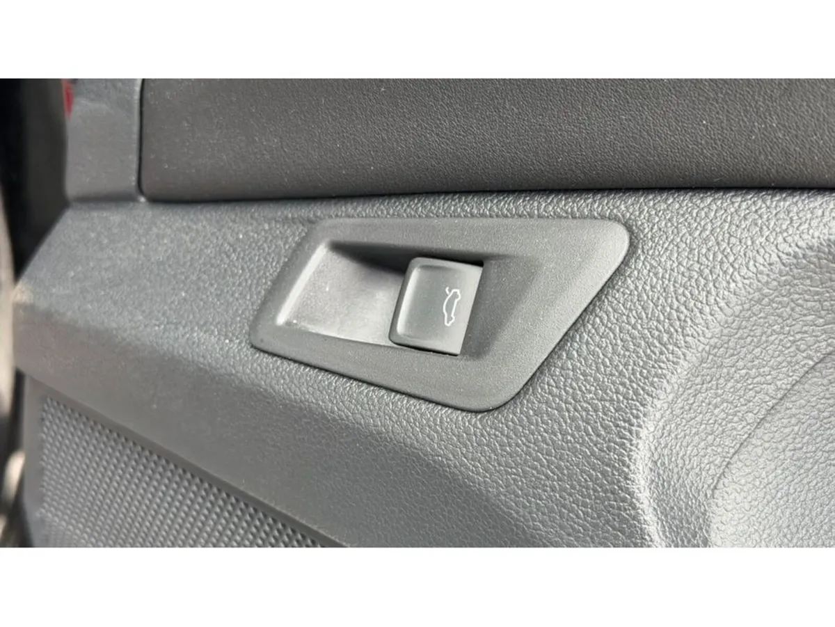 Volkswagen T-Roc SUV, Diesel, 2022, Black